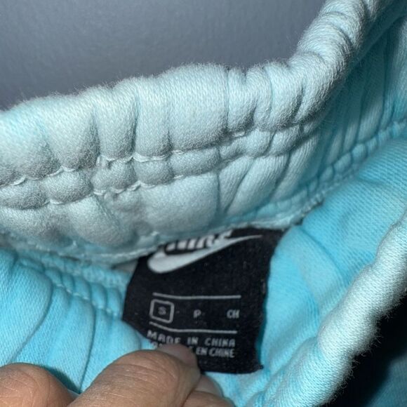 Nike Womens Embroidered Tie Dye Running Training Shorts Size Small EUC - Picture 5 of 9